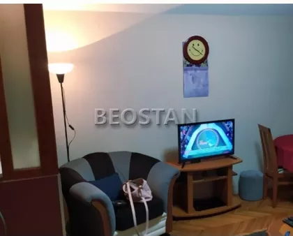 Kneževačka | 4zida.rs