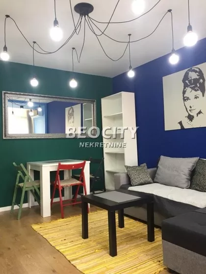 Ustanička | 4zida.rs