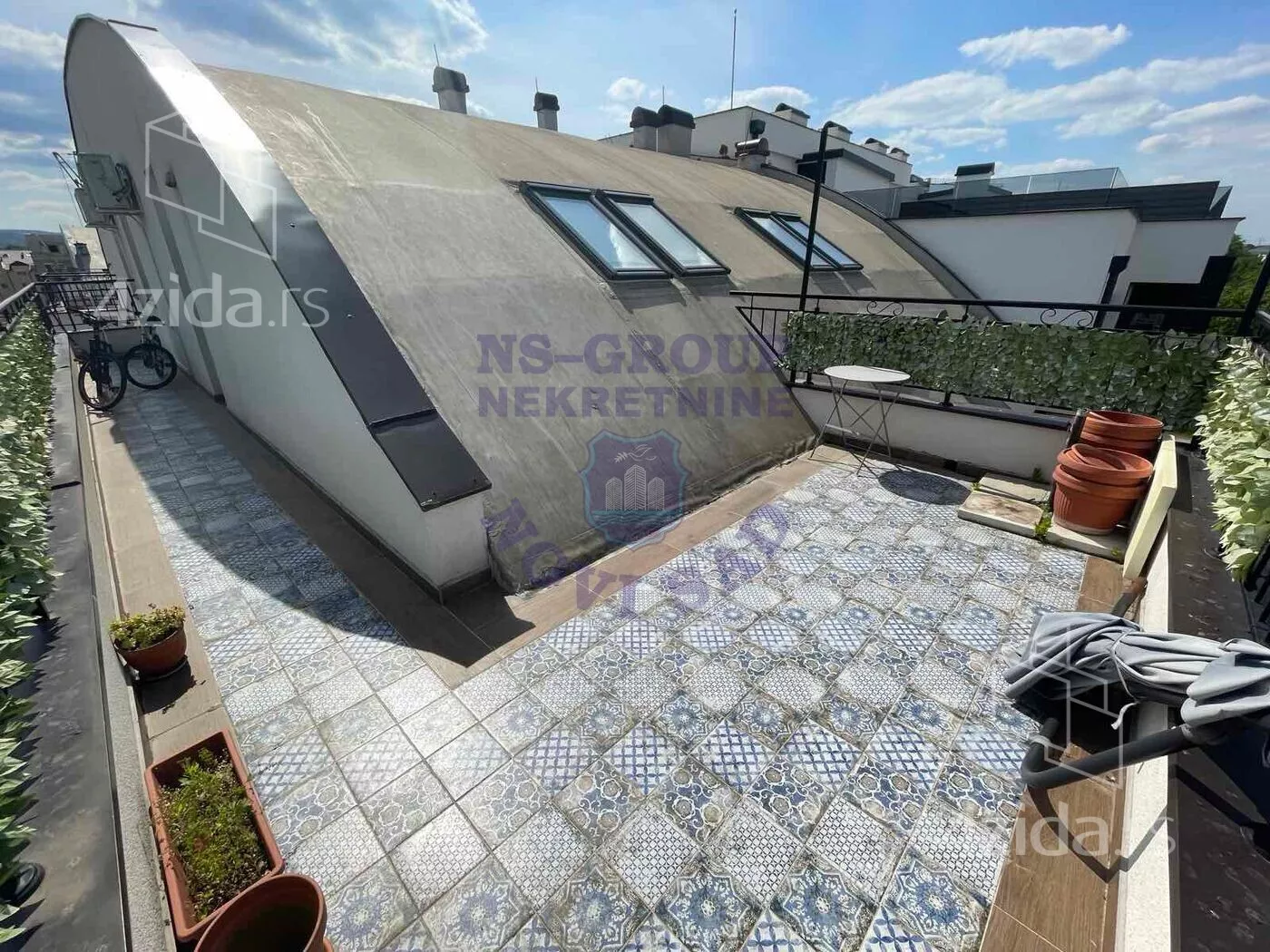 Petosoban stan | 4zida