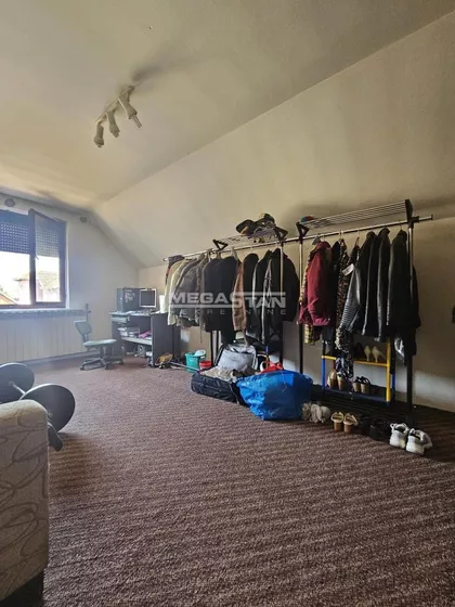 Male međe nova 28. | 4zida.rs