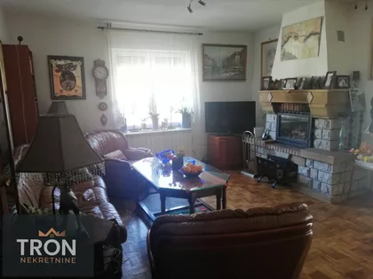 Nemanjina | 4zida.rs