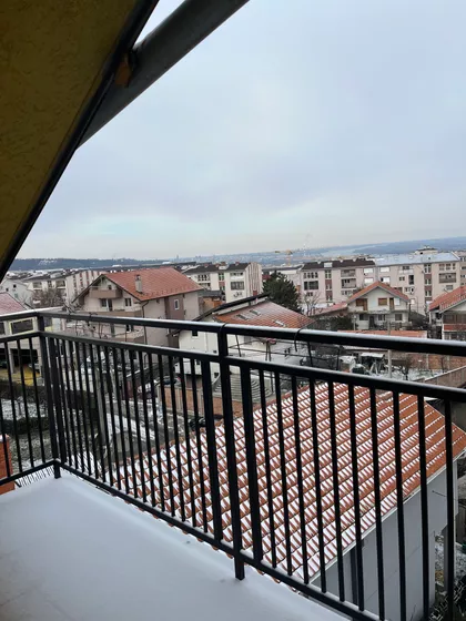 Ratka Sarića 2 | 4zida.rs