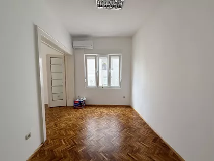 Sazonova | 4zida.rs
