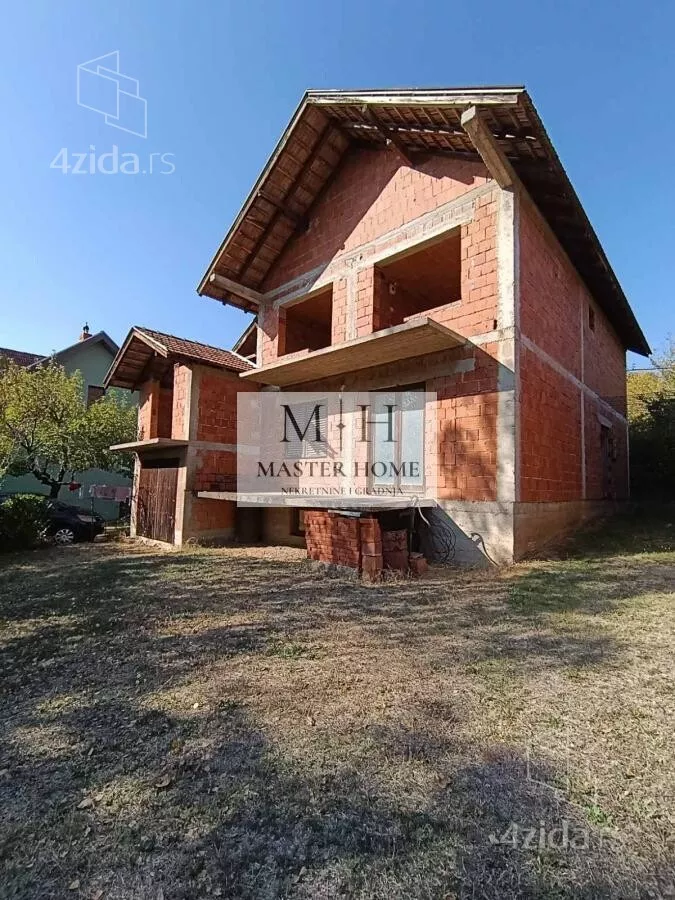 Kuća | 4zida