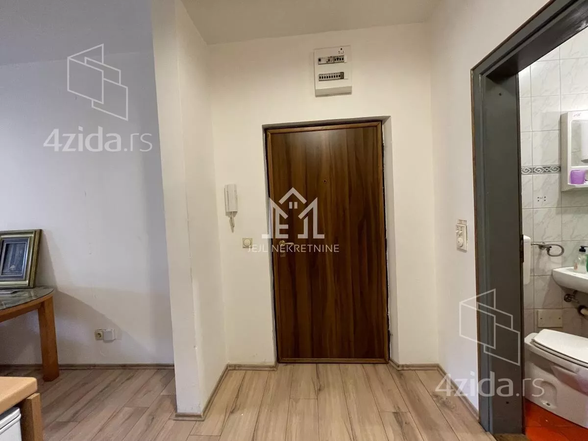 Garsonjera | 4zida