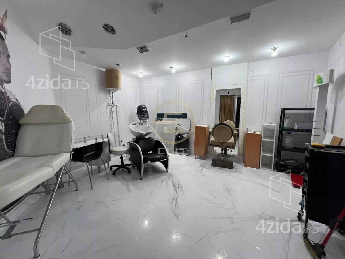 Lokal | 4zida