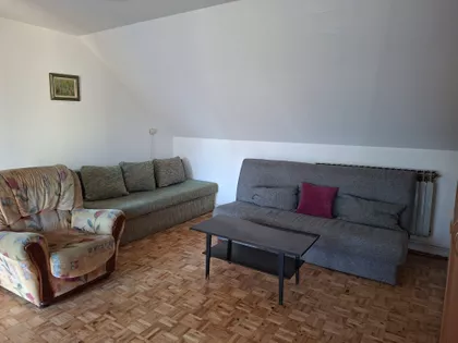 Sutjeska Ulica 8 28V | 4zida.rs