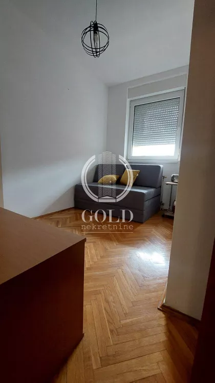 Čika Stevina | 4zida.rs