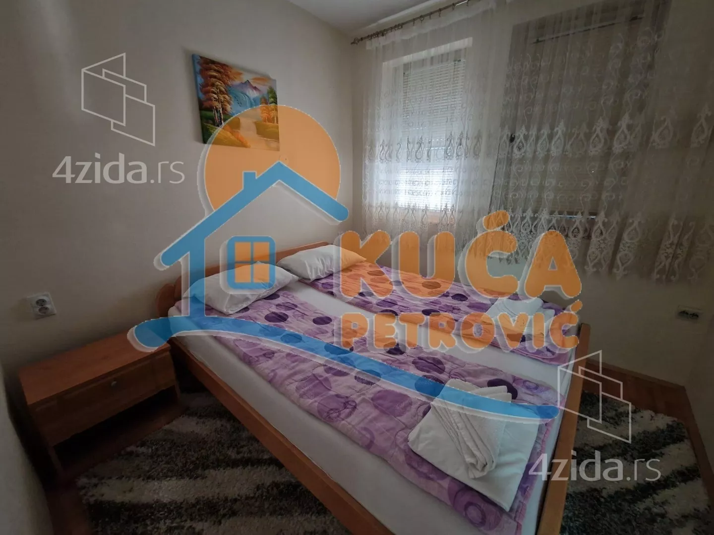 Troiposoban stan | 4zida