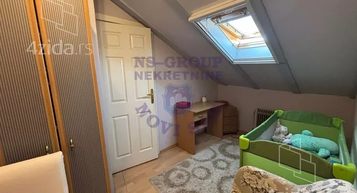 Petosoban stan | 4zida