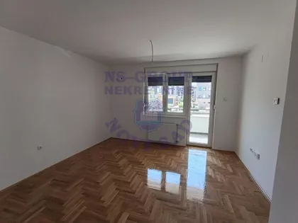Bulevar Patrijarha Pavla (Somborski Bulevar) | 4zida.rs