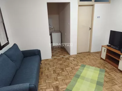 Strumička | 4zida.rs