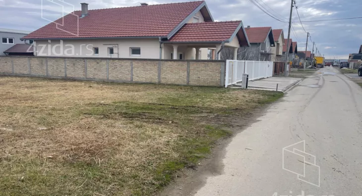 Građevinsko zemljište | 4zida