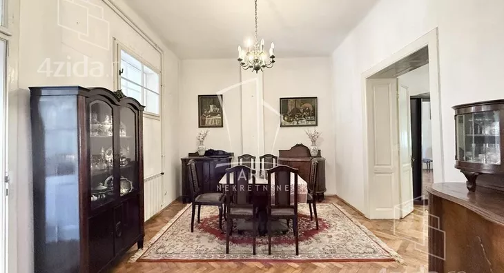 Četvoroiposoban stan | 4zida