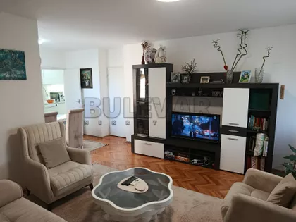 Vojvode Mišića | 4zida.rs