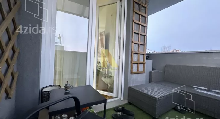 Petosoban stan | 4zida