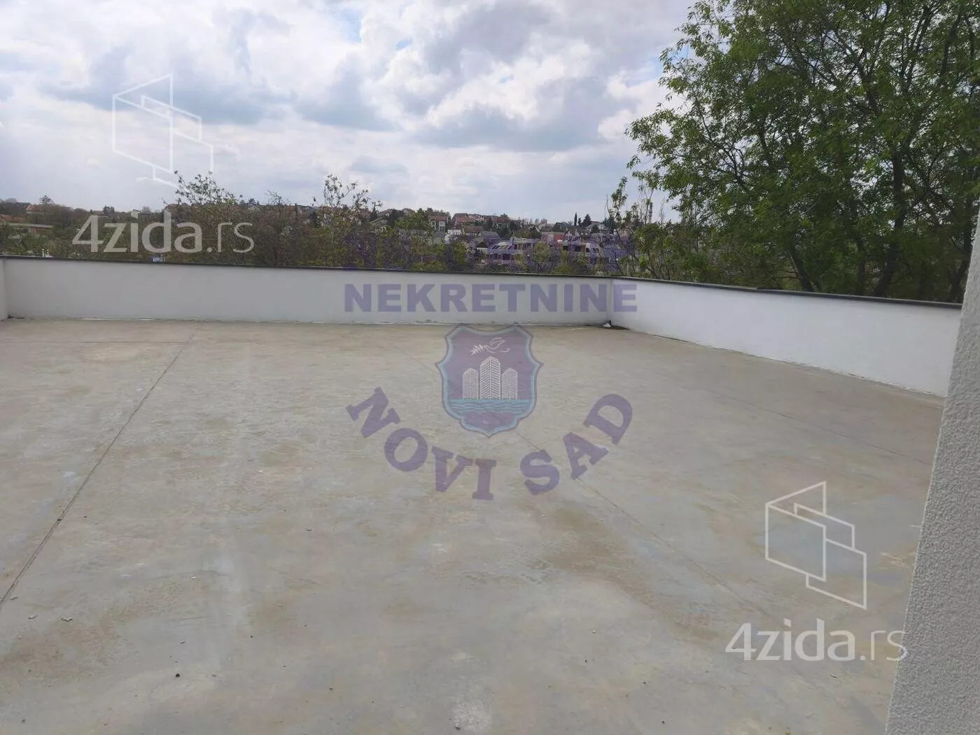 Četvoroiposoban stan | 4zida