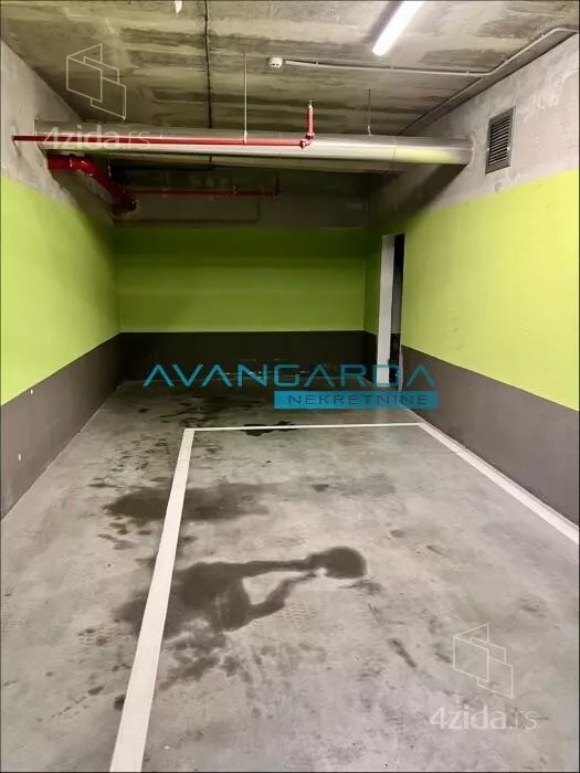 Garaža | 4zida
