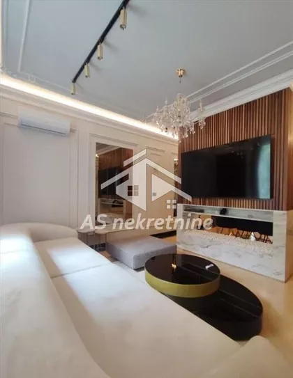 Krunski Venac | 4zida.rs