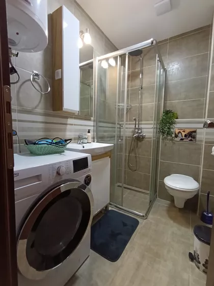 Obudovica | 4zida.rs