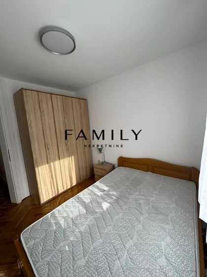 Aranj Janoša | 4zida.rs