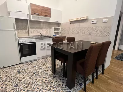 Zvezdarske Jelke | 4zida.rs