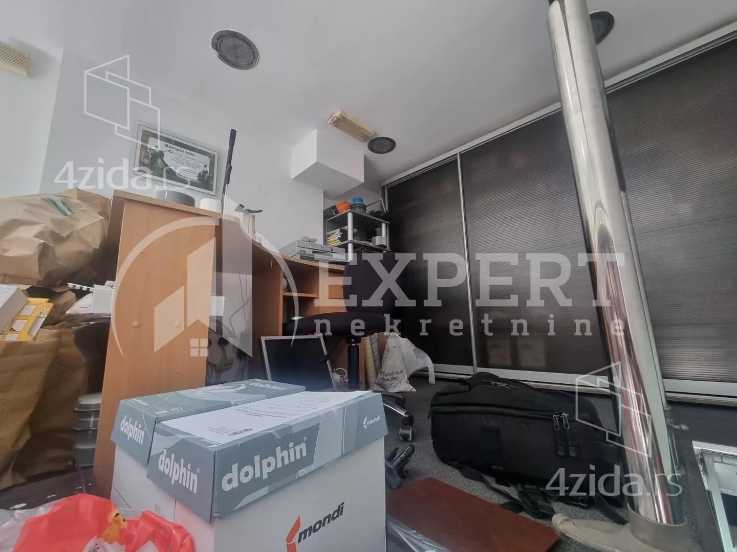 Lokal | 4zida