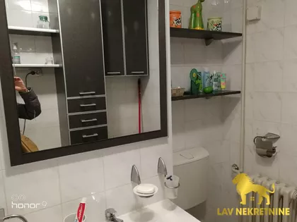 RUMENAČKA | 4zida.rs