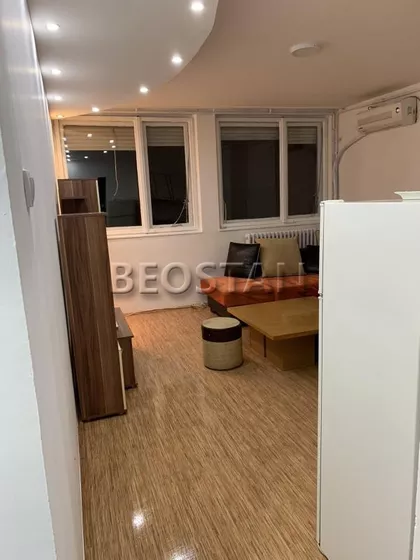 Pariske Komune | 4zida.rs