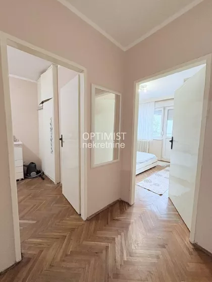 Omladinskih brigada | 4zida.rs