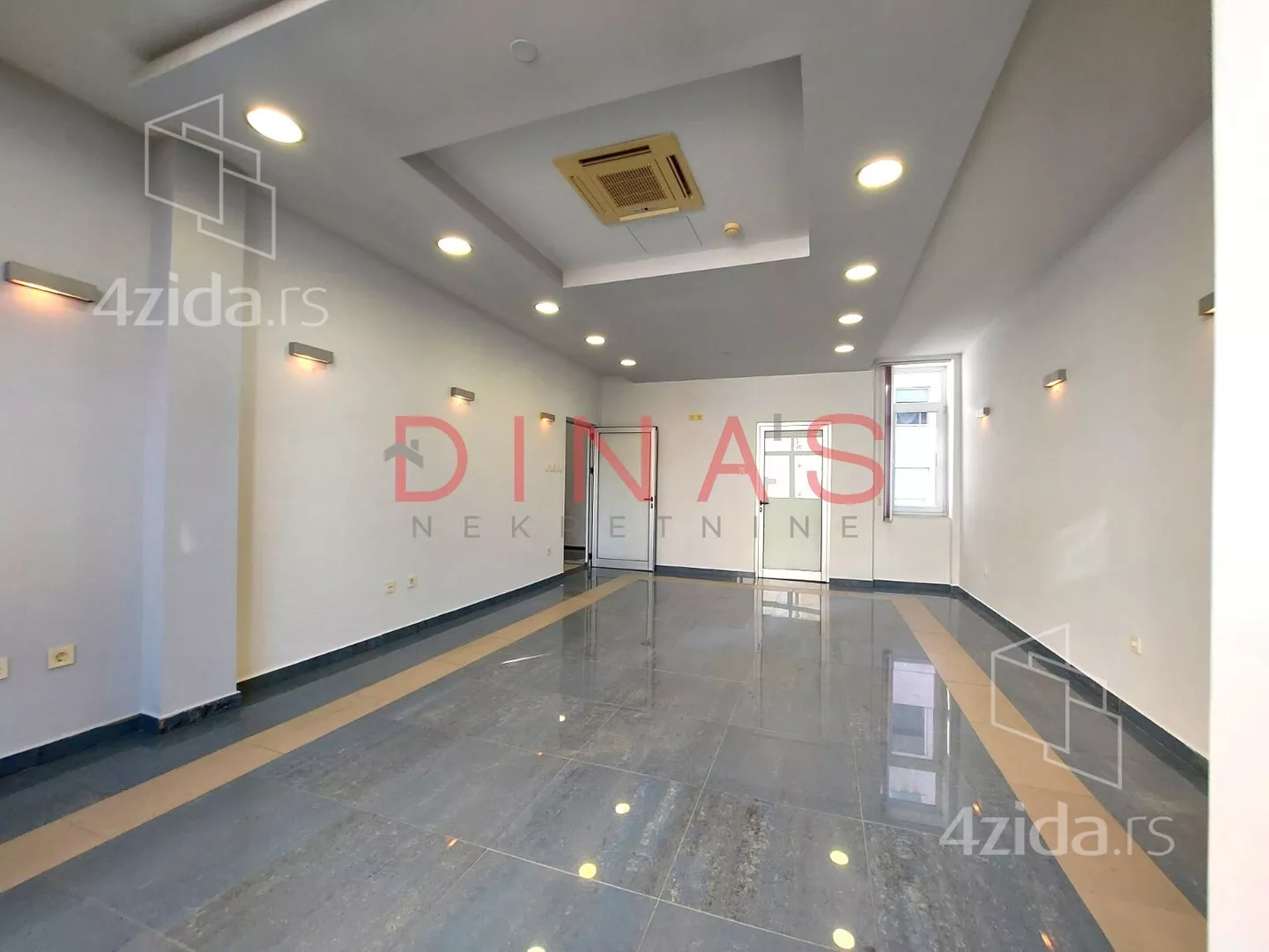 Poslovni prostor | 4zida