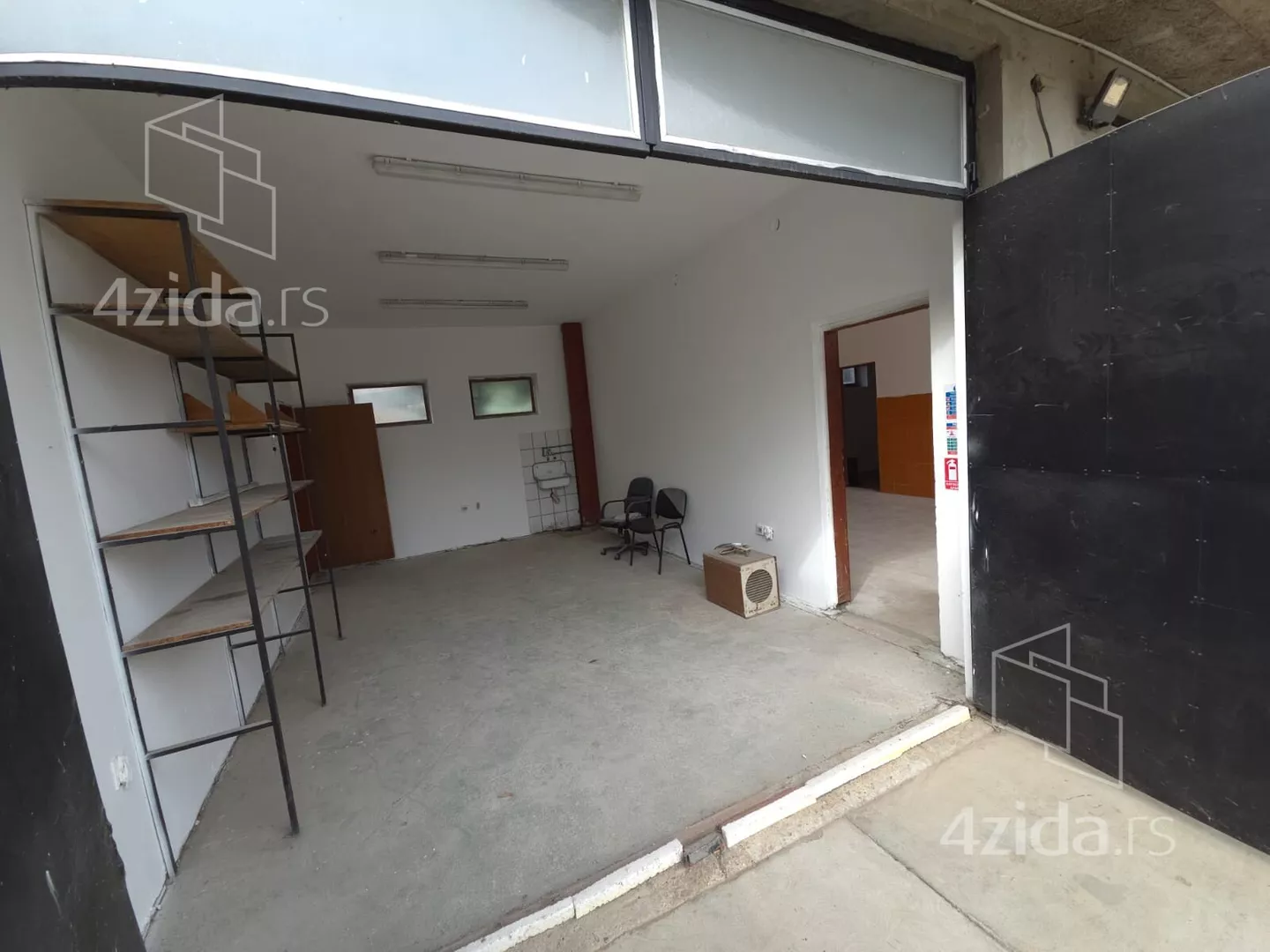 Poslovni prostor | 4zida