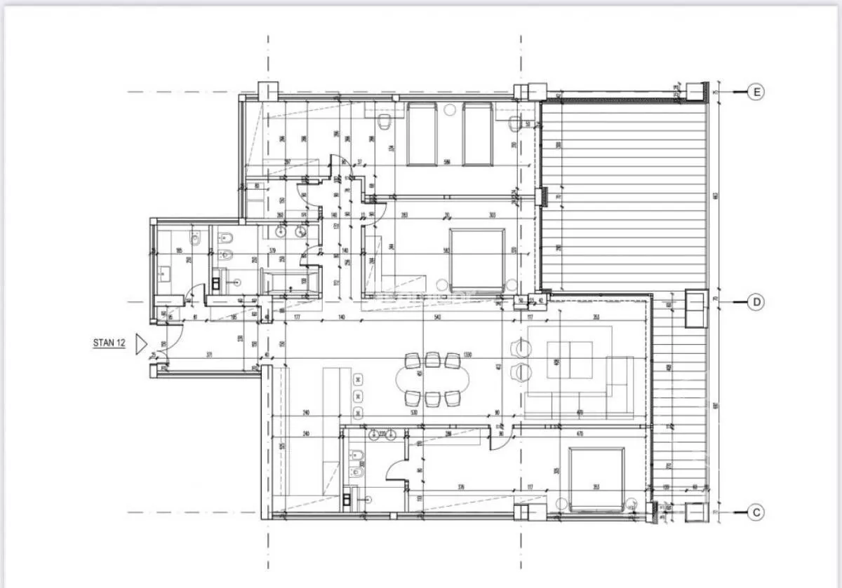 Četvorosoban stan | 4zida