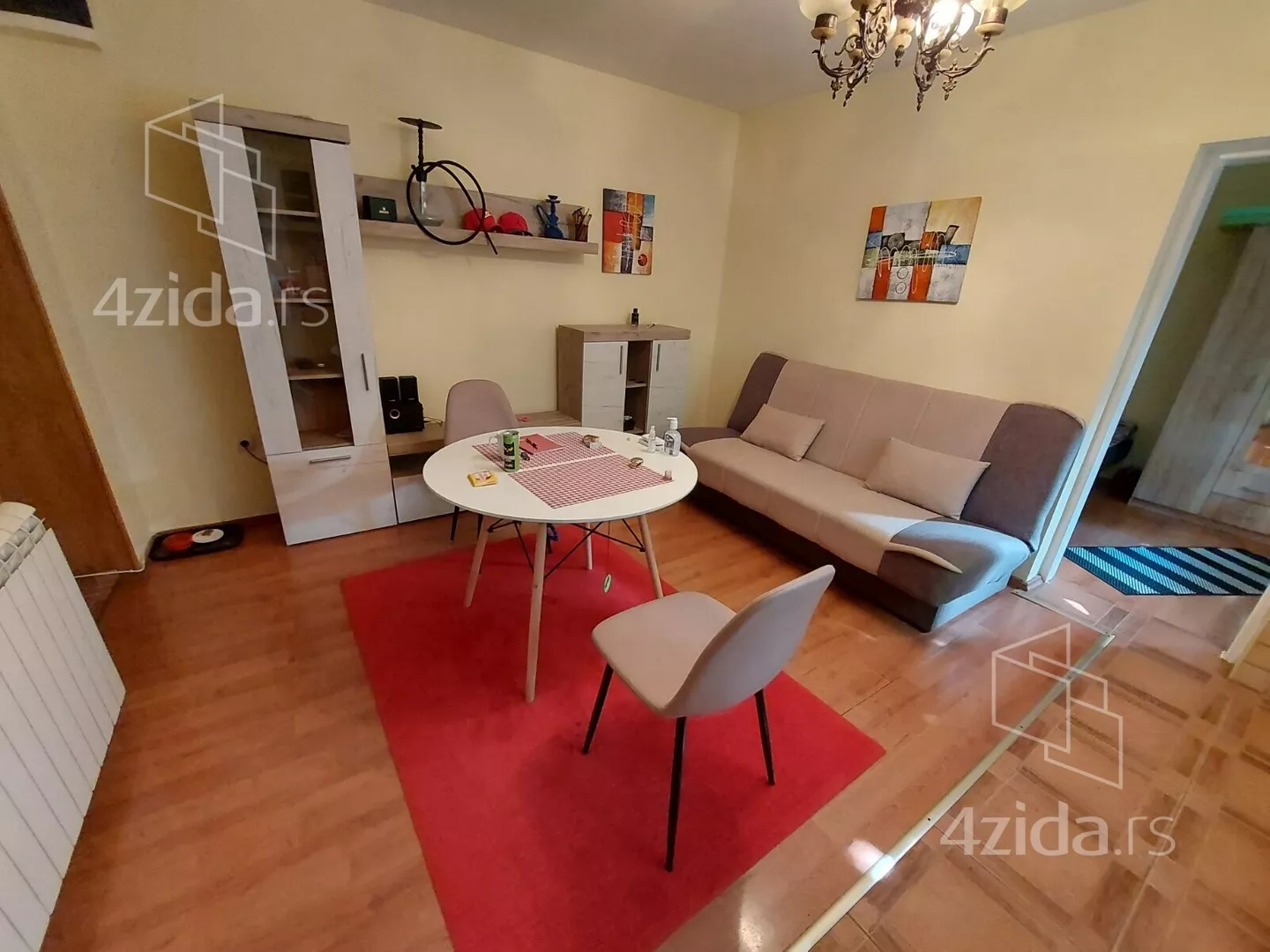 Jednoiposoban stan | 4zida