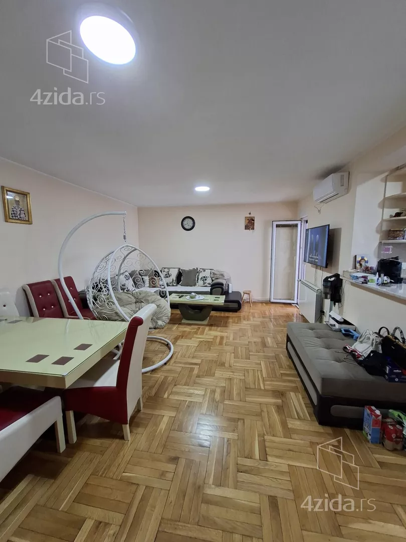3-etažna kuća | 4zida