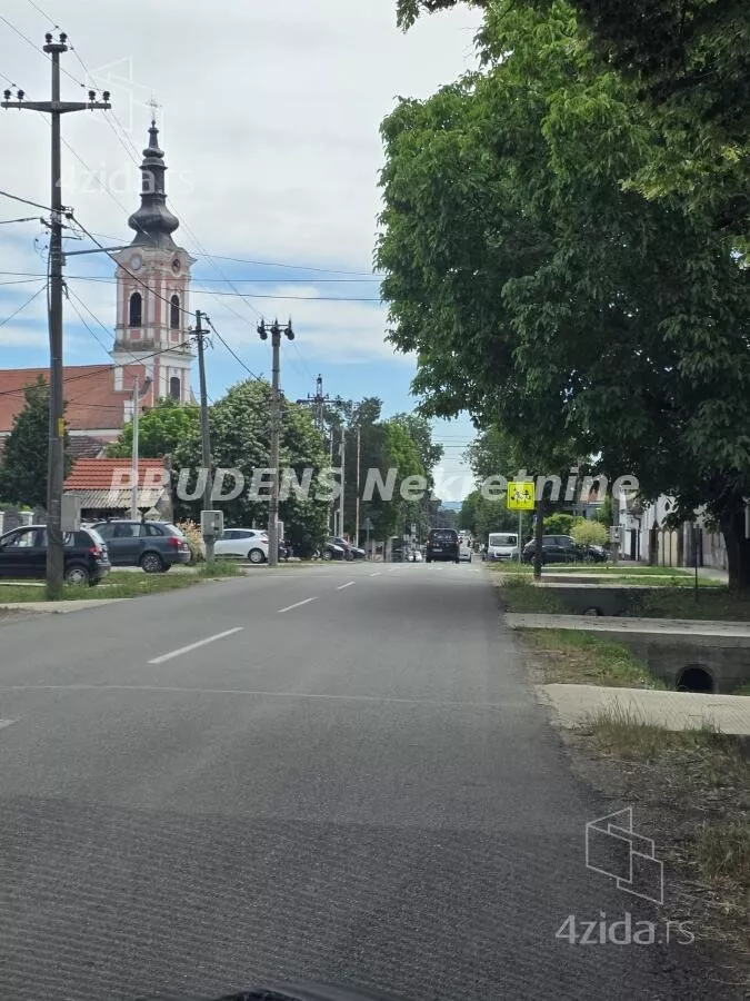 Plac | 4zida