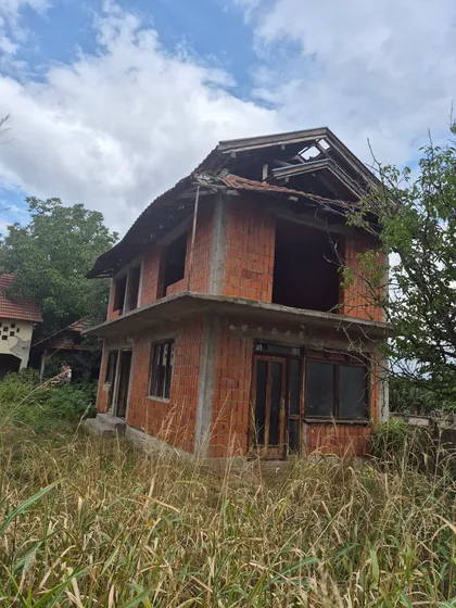Raševica | 4zida.rs