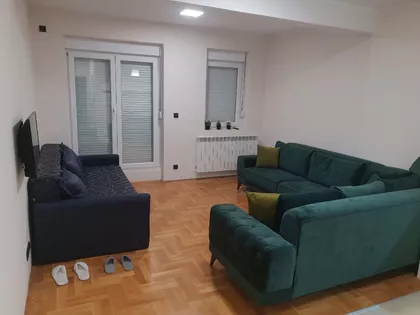 Vojvode Vlahovića | 4zida.rs