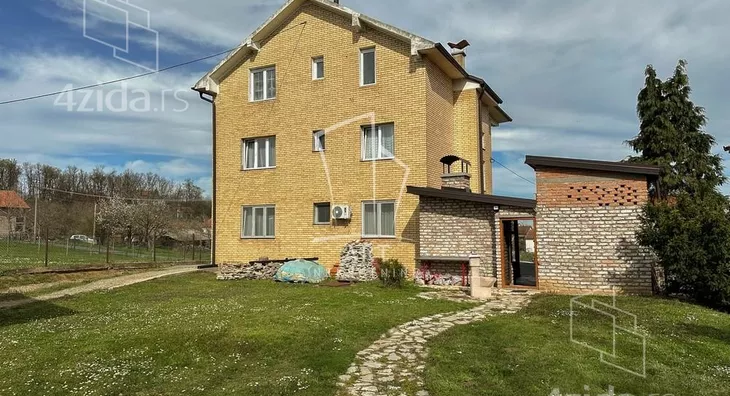 3-etažna kuća | 4zida
