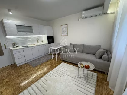 Vojvode Stepe | 4zida.rs