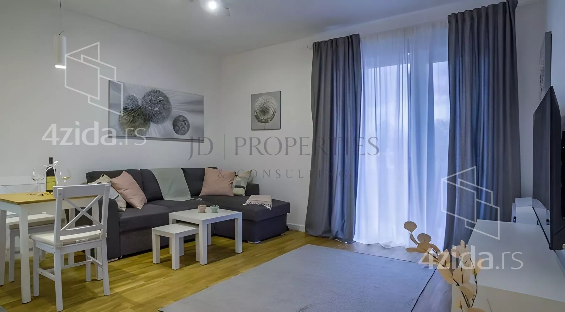 Jednoiposoban stan | 4zida