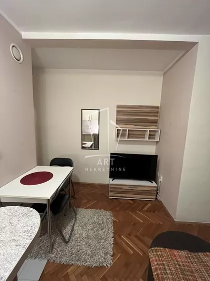 Dr Dragoslava Popovića | 4zida.rs