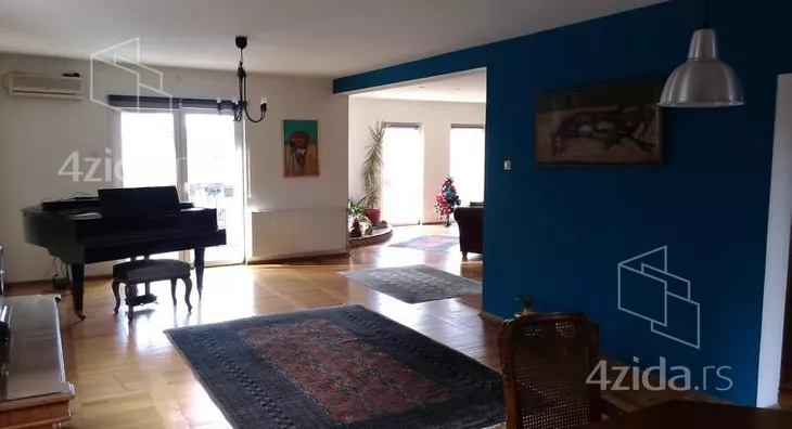Kuća | 4zida