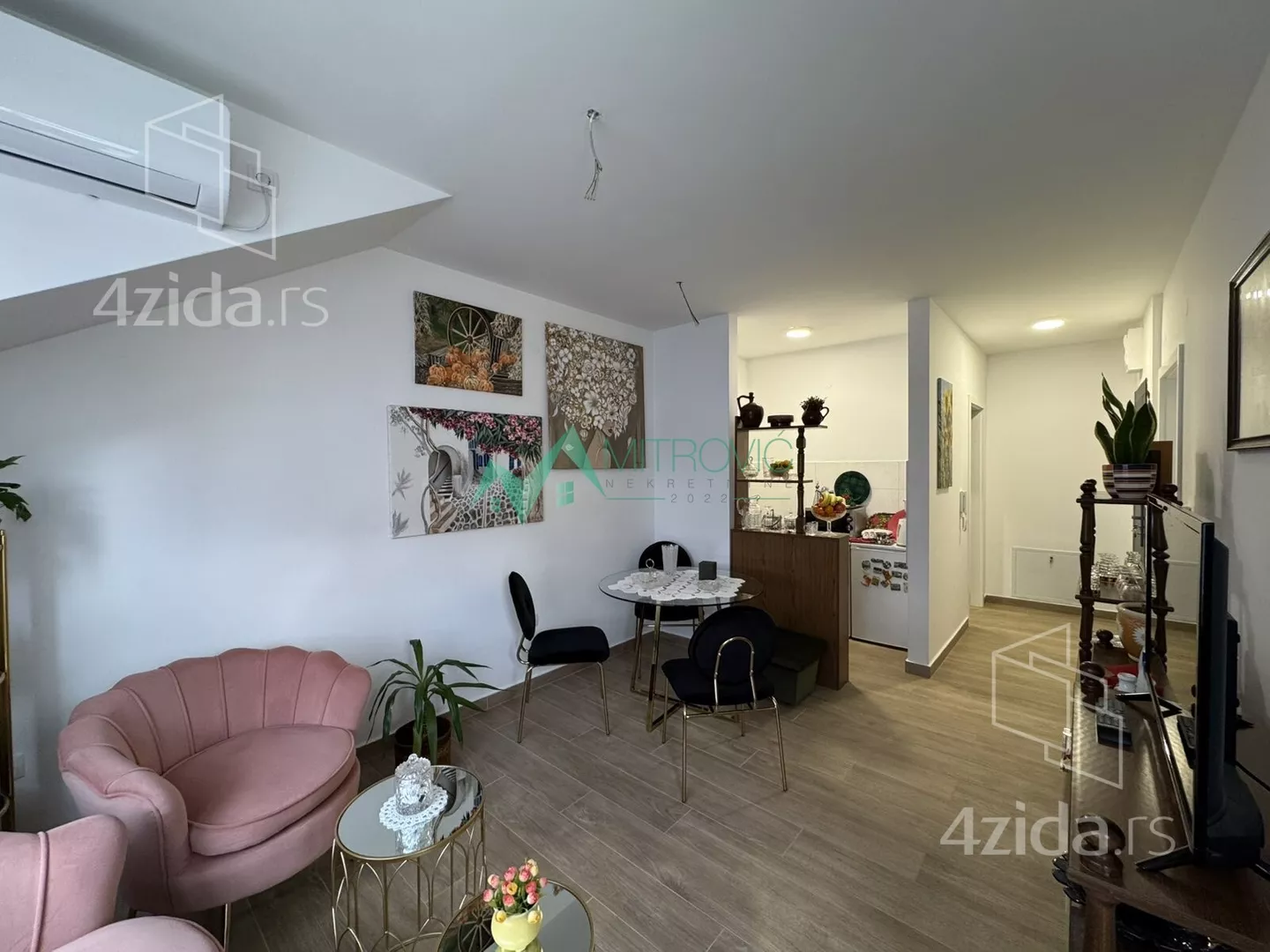 Jednoiposoban stan | 4zida