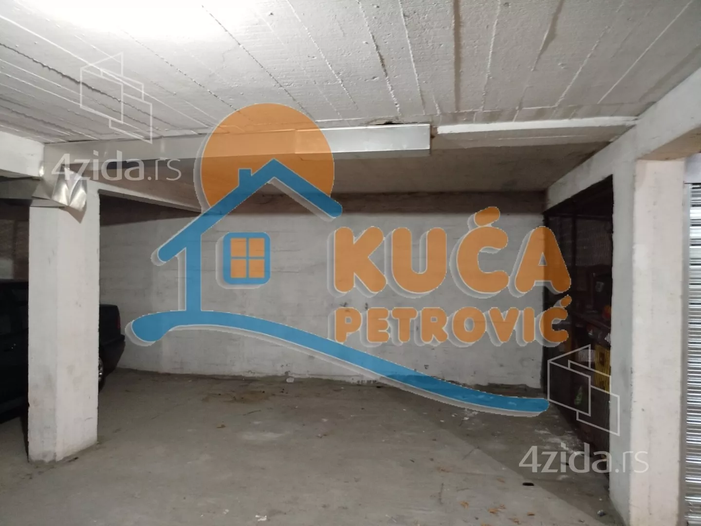 Garaža | 4zida