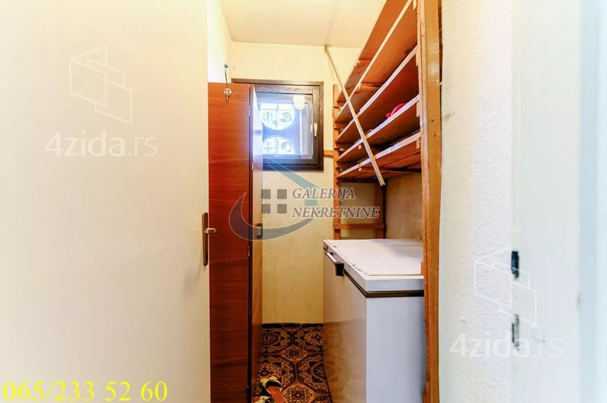 Troiposoban stan | 4zida