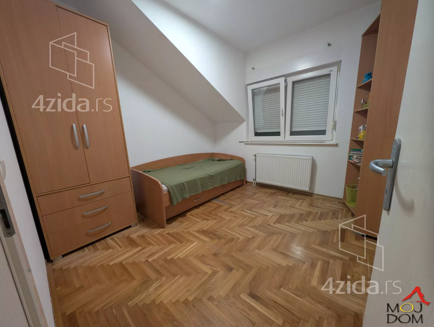 Šestosoban stan | 4zida