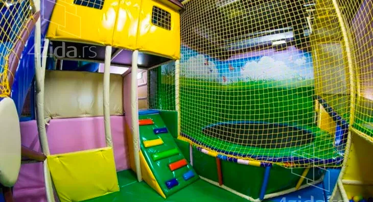 Ugostiteljski objekat | 4zida