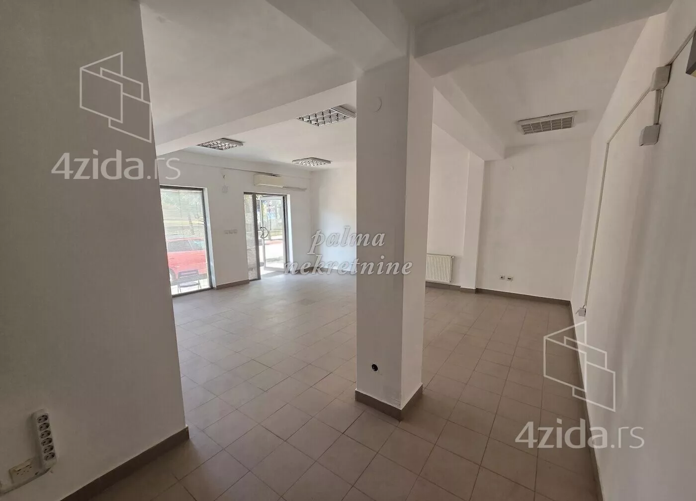Poslovni prostor | 4zida