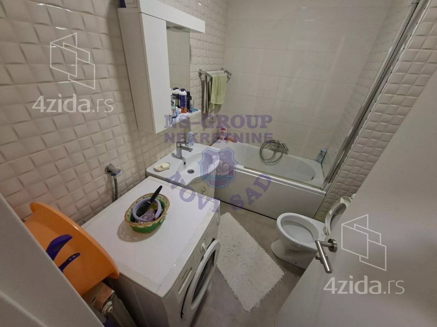 Četvoroiposoban stan | 4zida